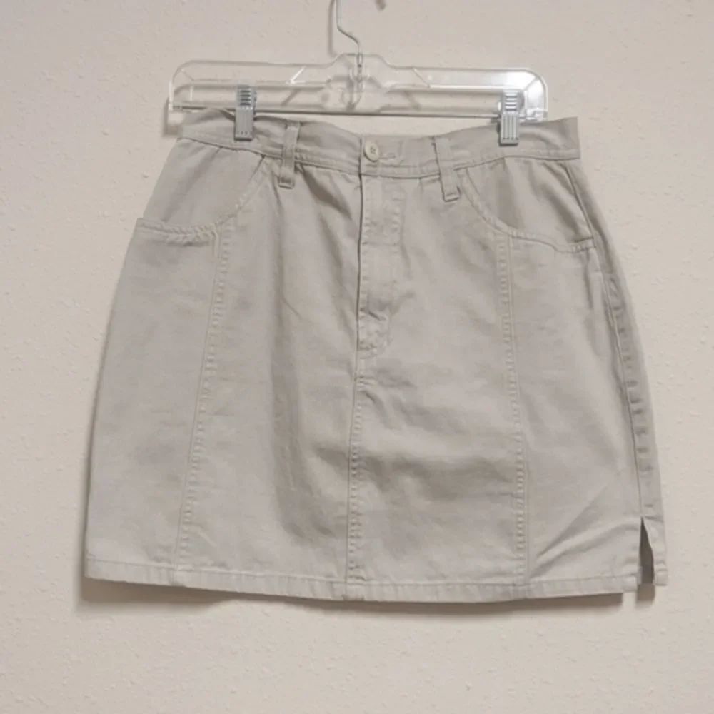 3for$20 cream midi skirt size 11